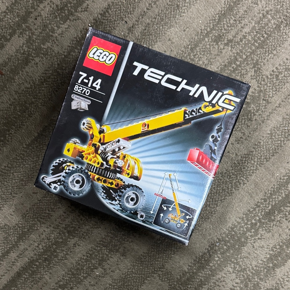 LEGO Technic Yellow and Black Crane Kit